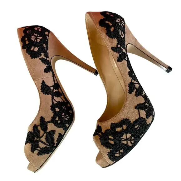 Valentino Garavani Suede Lace Peep Toe Heels 37 Nude Black Floral Embroidery - Picture 4 of 13